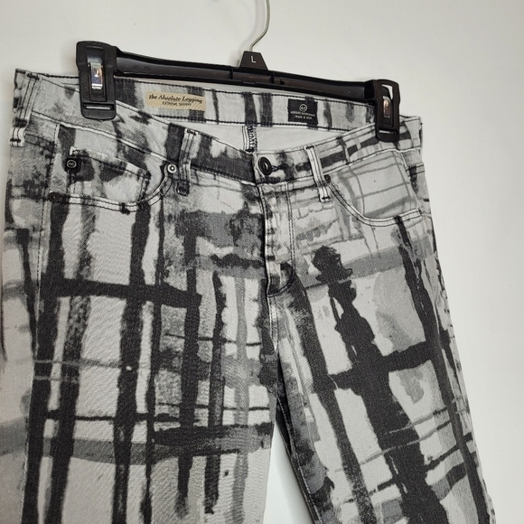 AG The Absolute Legging Jeans in Gray - Picture 7 of 14